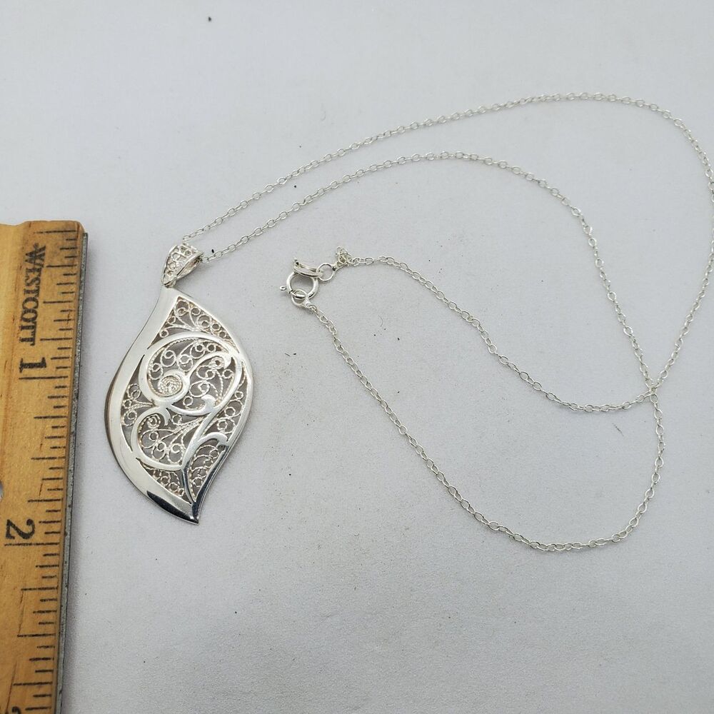 18" Sterling Silver Filigree Pendant Necklace 925
